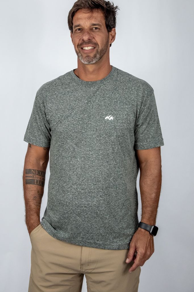 Camiseta Especial Nature - Mescla Preto