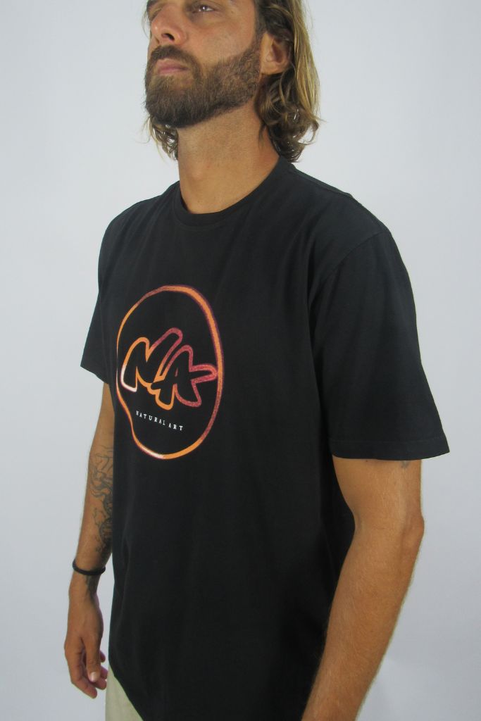 Camiseta Especial Saturno