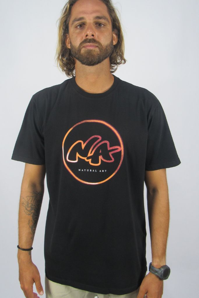 Camiseta Especial Saturno